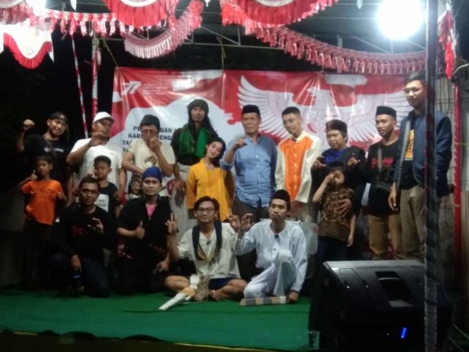 Link. Tegal Wangi Lawas Menggelar Pementasan Ubrug Di HUT RI Ke 77
