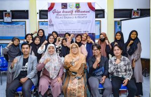 Griye Kreatif Al Bantani: Public Speaking for Upgrading Skill