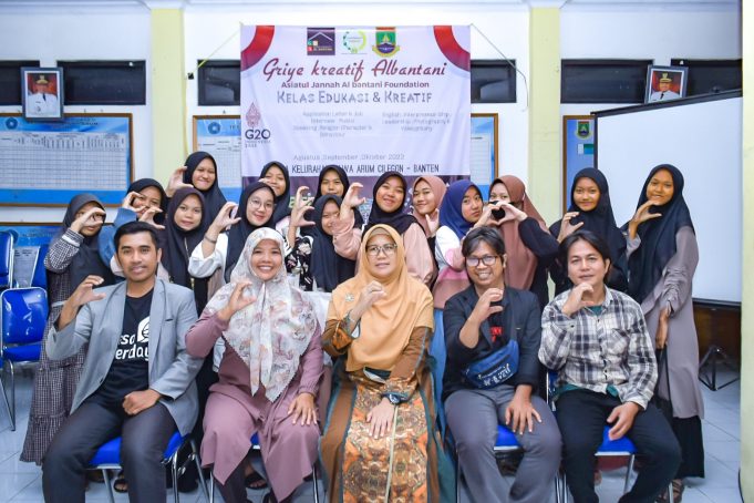 Griye Creative Al Bantani (Asiatul Jannah Al Bantani Foundation) Held A Public Speaking