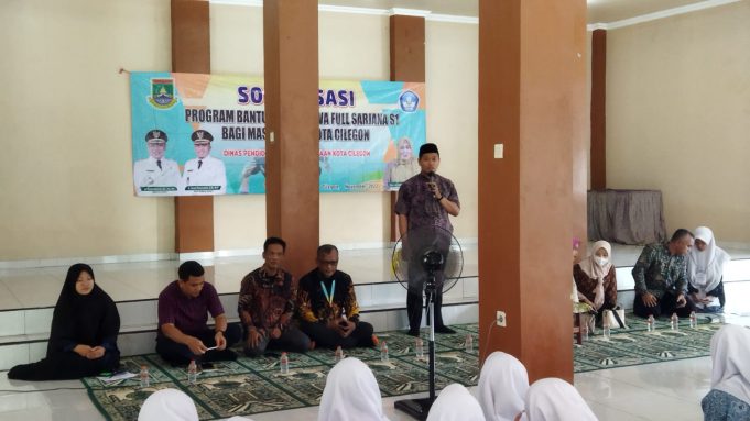 Sosialisasi Program Bantuan Beasiswa Full S.1 Di MAN 1 Cilegon Dari Dindikbud Cilegon.