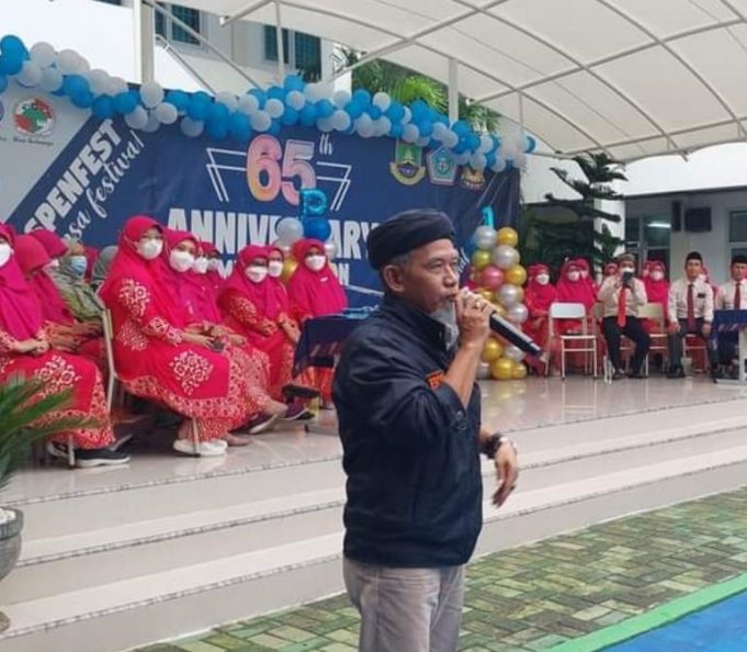 THE 65 TH ANNIVERSARY OF SMPN 1 CILEGON, FROM TIME TO TIME