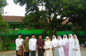 MAN 1 KOTA CILEGON BERMUSAHABAH DI HARI JUMAT, AGAR MEMPERBAIKI DAN MENGEVALUASI DIRI MENJADI LEBIH BAIK