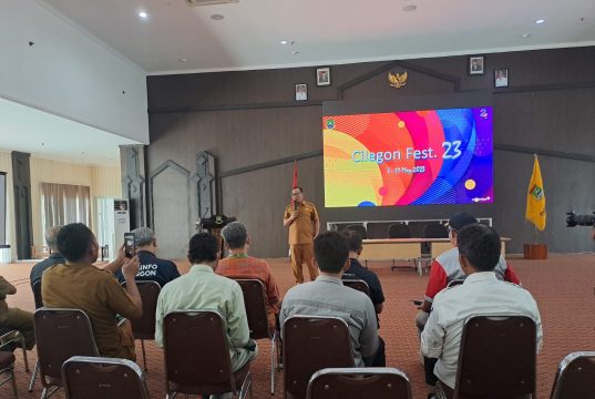 HELLDY AGUSTIAN INVITED THE INDUSTRY TO WORK TOGETHER TO CELEBRATE THE ANNIVERSARY OF CILEGON