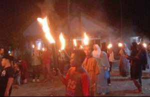 LINK TEMIANG MENGADAKAN PAWAI OBOR DAN GEMA TAKBIRAN 1 SYAWAL 1444 H