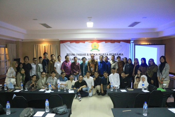 IKA BAHASA INGGRIS (IKABRIS) UNTIRTA MENGGELAR REUNI AKBAR SEKALIGUS PELANTIKAN KEPENGURUSAN PERIODE 2023-2027