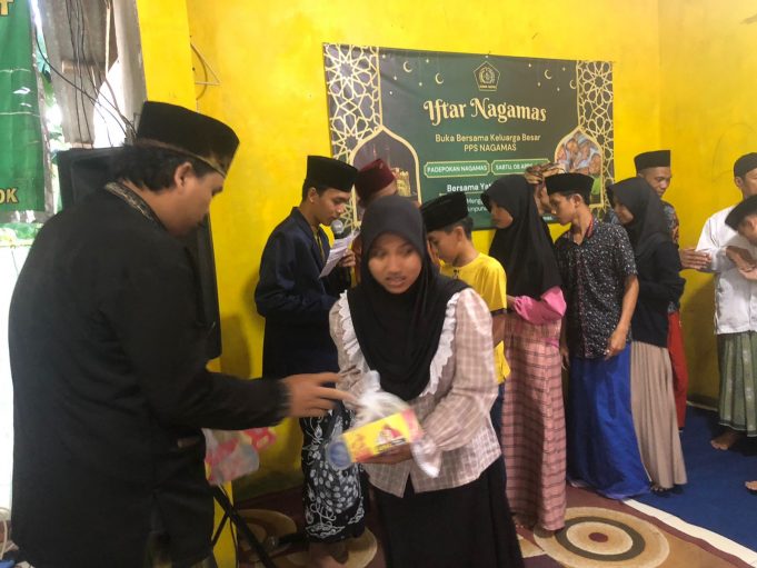 PEGURON PENCAK SILAT (PPS NAGA MAS) SUKSES MENGADAKAN “IFTAR NAGAMAS”