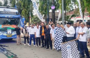 HELLDY AGUSTIAN LAUNCHED 25 FREE HOMECOMING BUSES FOR 1,202 TRAVELERS.