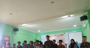 HIMPUNAN MAHASISWA TEKNIK INDUSTRI SUKSES MENGGELAR PELANTIKAN DAN DIALOG PUBLIK