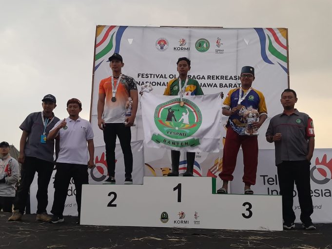 Luar Biasa! Warga Cilegon Mengukir Prestasi sebagai Juara Pertama dalam Ajang Panahan Kuda Tingkat Nasional