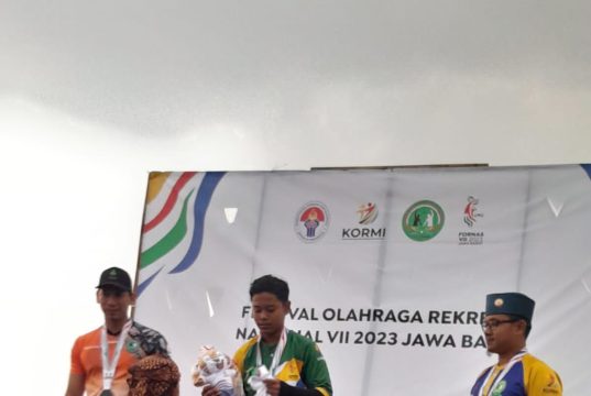 “Gildan Javera Shines at FORNAS VII 2023: Bringing Glory to Cilegon in Sports Achievement”