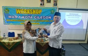 “Merdeka Curriculum Workshop: Empowering Literacy Culture and Assessment Skills in MAN 1 Cilegon”