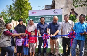 PT SMI dan Laznas PPPA Daarul Qur’an Fasilitasi Air Bersih untuk Warga Cianjur