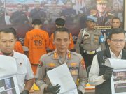 “Polda Banten Jerat Tiga Pelaku Promosi Judi Online dengan Pasal ITE, Ancaman 6 Tahun Penjara”