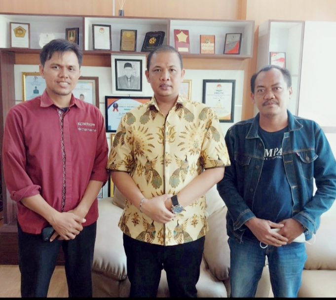 “PPJTV Banten Holds Networking Event with Chairman of DPRD Cilegon, Isro Mi’roj”