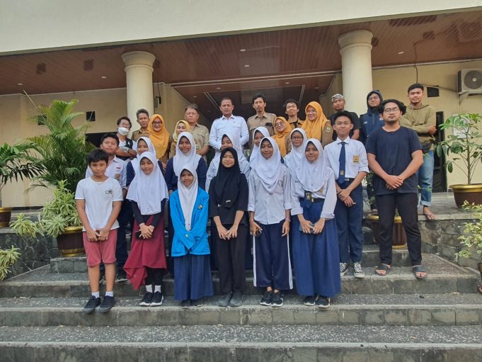 Honoring Excellence: Isro Mi’raj Inspires Cilegon’s Youth to Shine