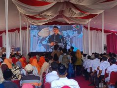 Dialog tentang Kemajuan Pembangunan di Jombang Menyuarakan Kenaikan Honor dan Peningkatan Fasilitas Belajar
