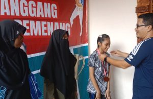 “Haornas 2023: Cilegon Open Badminton Tournament Unleashes Youth Sporting Talent”