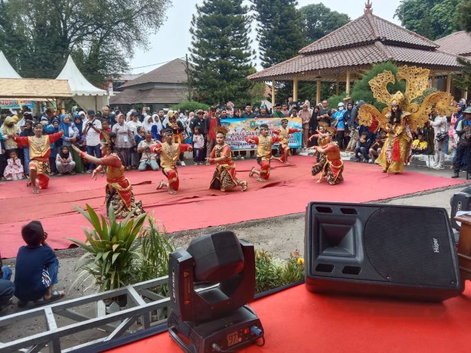 HARMONISASI BUDAYA DAERAH: TONGGAK KEBANGKITAN KEBUDAYAAN DI KOTA CILEGON