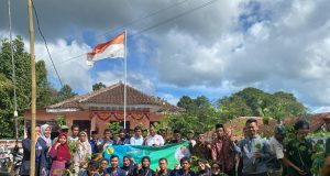 KKM Kelompok 1 STISIP Banten Raya Mengadakan Seminar Pertanian dan Perkebunan di Balai Desa Kadubelang Kecamatan Mekarjaya