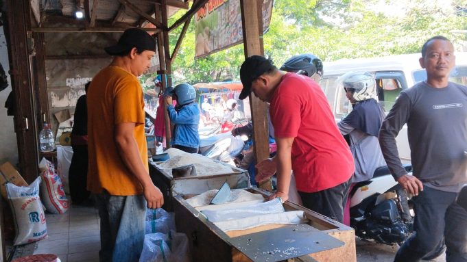 Jelang Pemilu, Lonjakan Harga Beras Dikeluhkan Warga di Kota Cilegon