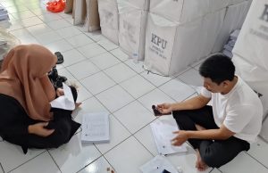Proactive Preparations: Cilegon City KPU Ensures Smooth Distribution of C-Notification Letters Ahead of 2024 Elections