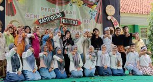 Pergelaran Seni MAN 1 Kota Cilegon: Membumi Melalui Seni, Melangit Bersama Para Wali