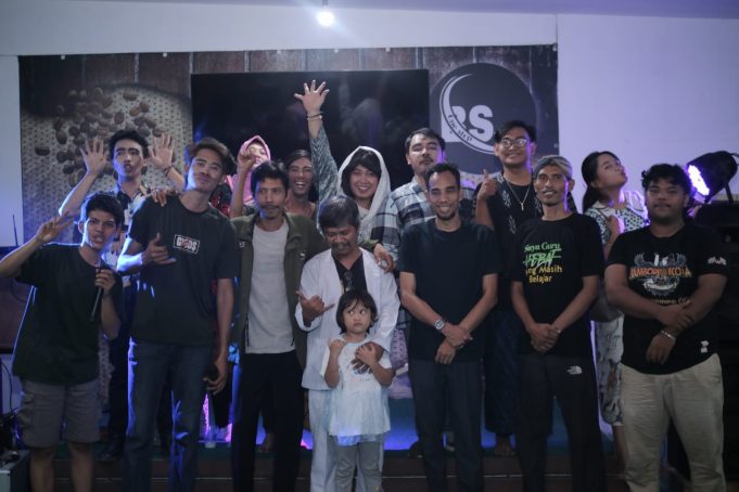 Ubrug Cilegon Membawa Pesona Kearifan Lokal ke Be Smart Cafe