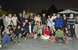 Pementasan “AWUG-AWUG SIOS” oleh UBRUG CILEGON di Kalaka Kafe