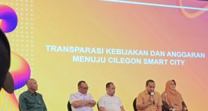 PWI Kota Cilegon Gelar Diskusi Pilkada 2024:Robinsar Bicara Transparansi dan Smart City