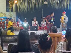 Panggung Ubrug dan Lenong Agustusan Oleh: Sulaiman Djaya, apresiator Seni-Budaya