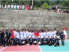 ANTUSIASME SMP IT DZIL KIROM DALAM HUT RI KE 79