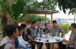 New Pulomerak Police Chief Builds Community Relations with Key Leaders in Rawa Arum