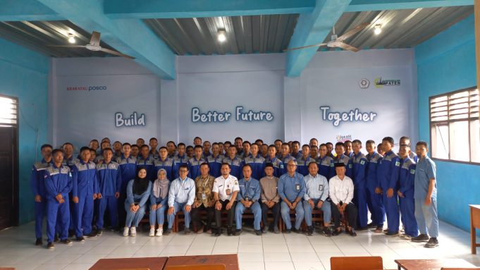 PT Krakatau Posco Gelar Pembinaan Soft Skill di SMK YP Fatahillah 1 Cilegon, Persiapkan SDM Siap Industri