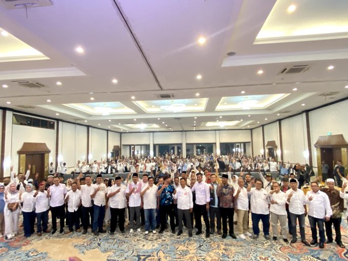 Sapu Jagat Andra Soni Siap Ubah Mindset Cilegon Basis Airin