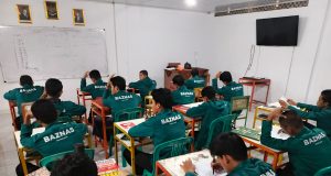 Santri Ponpes Tahfizh Fajrul Karim Ikuti Try Out SNBT Berkat Beasiswa Baznas