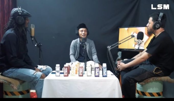 Shocking Confession from Ayatullah Khumaeni: “I Used to Be a Paranormal Practitioner!”