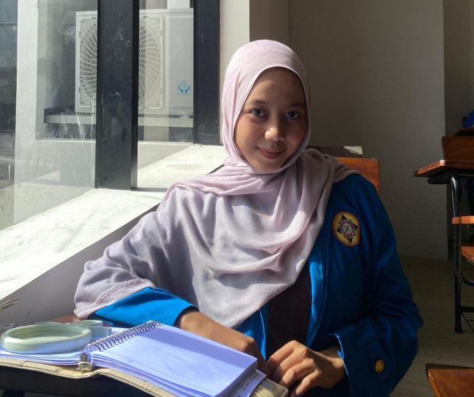 Efek Domino Penutupan Tambang Bogor: Banten Kini Menanggung Debu dan Beban Jalan Oleh: Hawa Nur Sabrina – Mahasiswi Administrasi Negara, Universitas Pamulang Serang