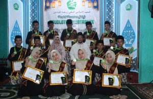 Ponpes Roudlotul Mubtadiin Cibeber Peringati Isra Mi’raj dan Gelar Akhirussanah Santri