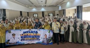 Siswa/i MAN 1 Kota Cilegon Belajar Tata Kelola Pemerintahan Melalui Wisata Literasi Edukatif